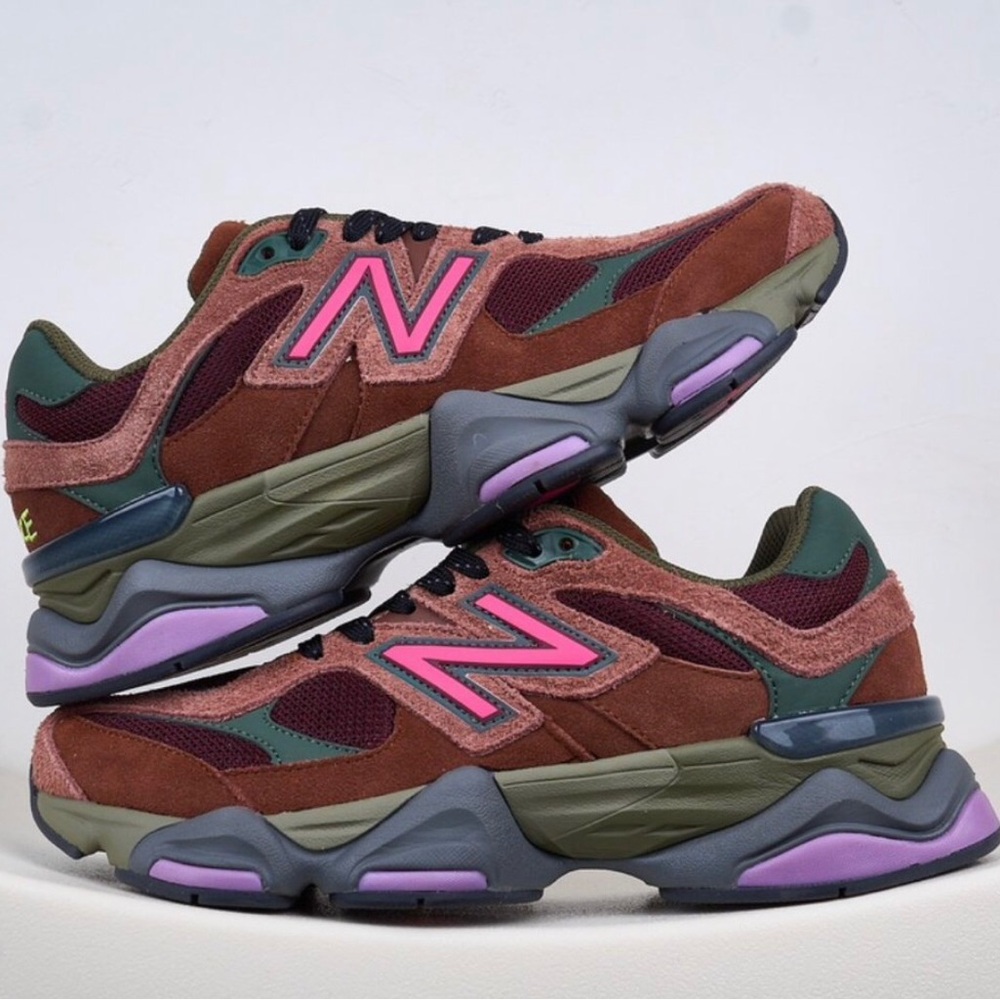 New Balance 9060 Burgundy Pink